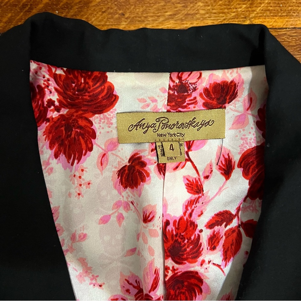 Anya Ponorovskaya Womens Blazer Black with Pink Floral Lining Size 4 - Picture 3 of 9